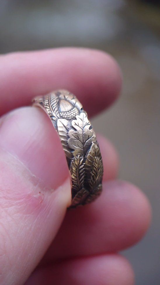 Sculpted leaf ring in gold. Oak, birch and pine in this one. Each one is hand made and unique. | Instagram Fairy Grunge Aesthetic, Unique Mens Rings, Wedding Gifts For Men, Cute Engagement Rings, Carved Ring, Magical Jewelry, Dope Jewelry, November 30, Funky Jewelry