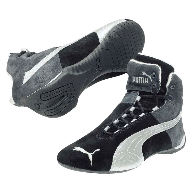 Puma Future Cat Race Boots £142 Puma Boots, Cat Boots, Racing Boots, Puma Running Shoes, Racing Shoes, Walk In My Shoes, Puma Sneakers, Driving Shoes, Pumas Shoes