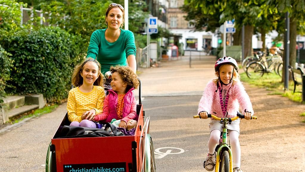 Cargo bike mum, photo Kasper Thye Bike Lane, Cargo Bike, City Bike ...