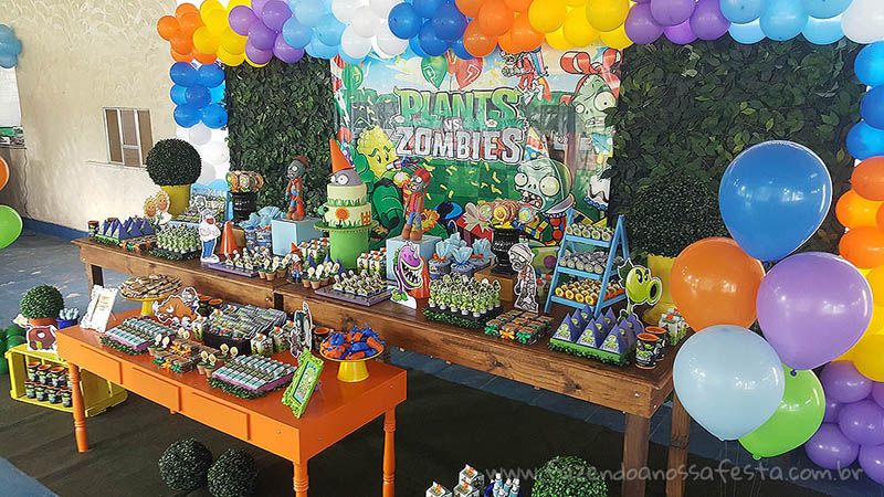 Festa Plants vs Zombies | Plantas contra zumbis, Festa zumbi, Zombies