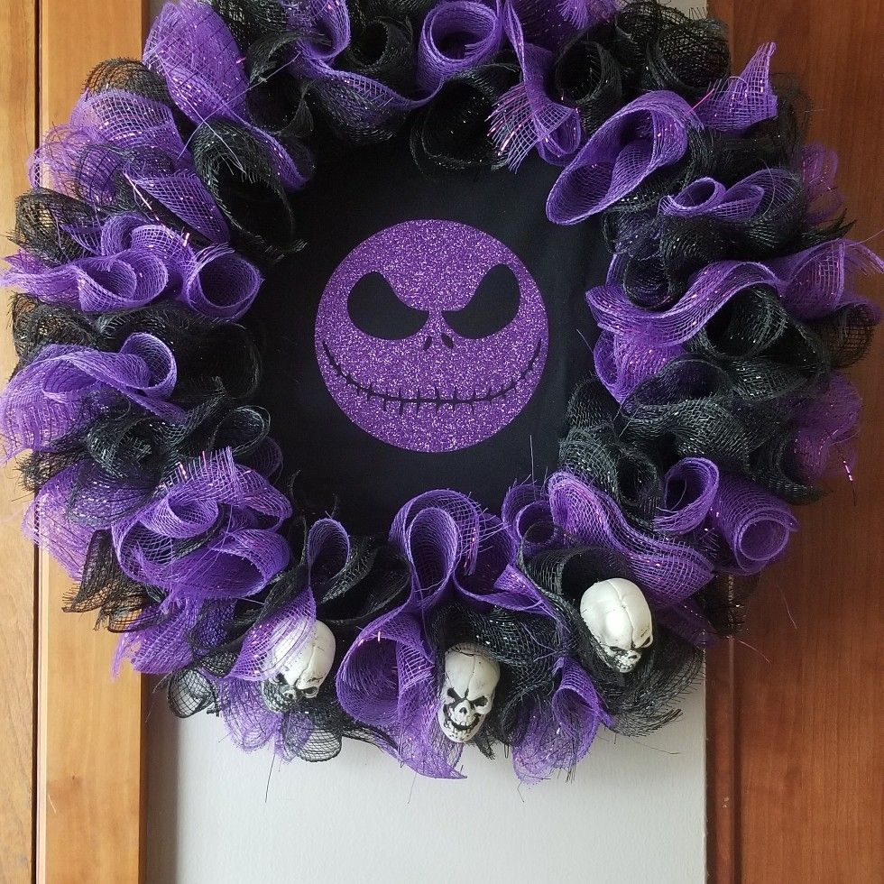 Spooky time wreath | Wreaths, Halloween wreath, Decor