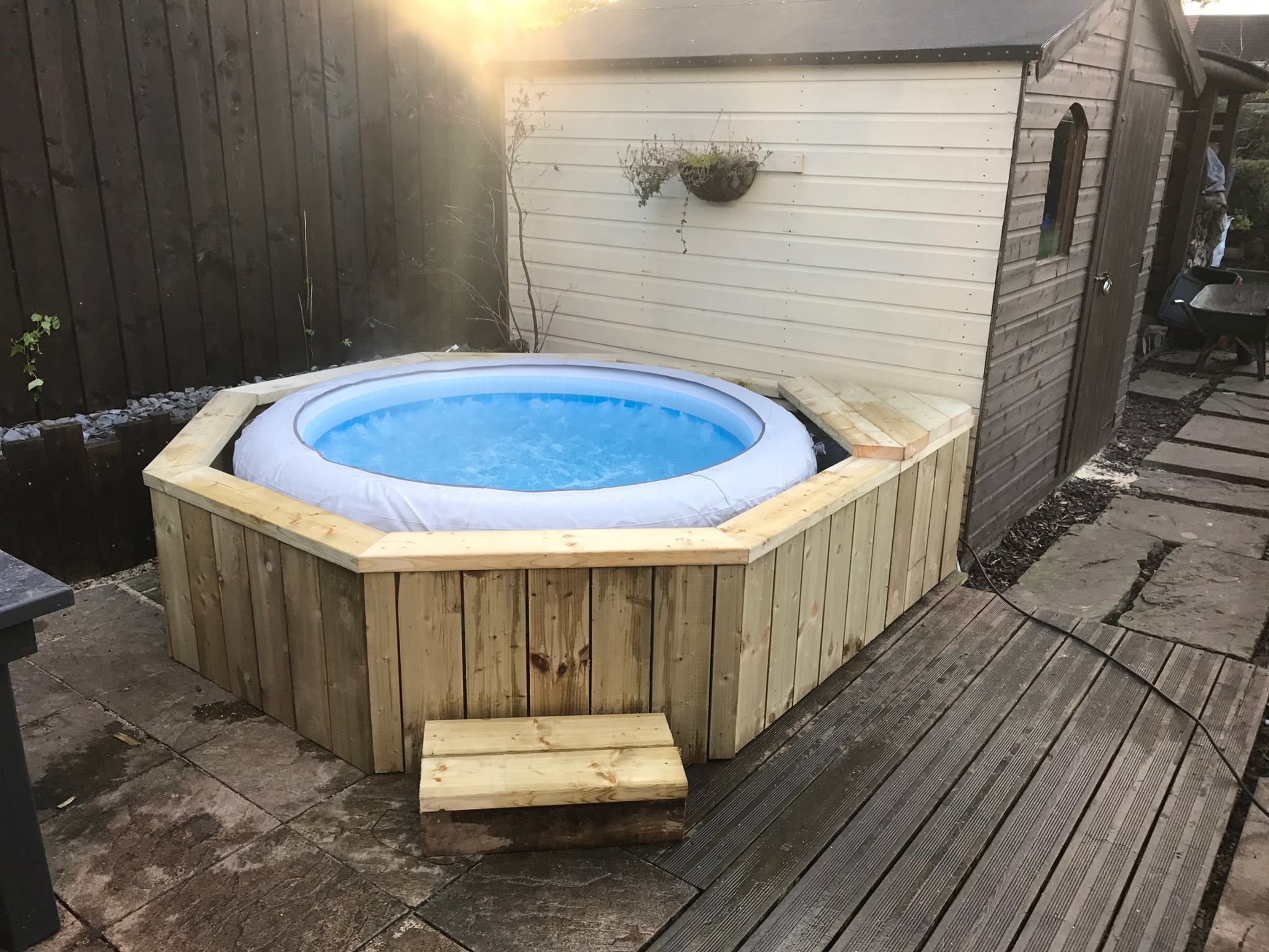 20+ Round Hot Tub Surround