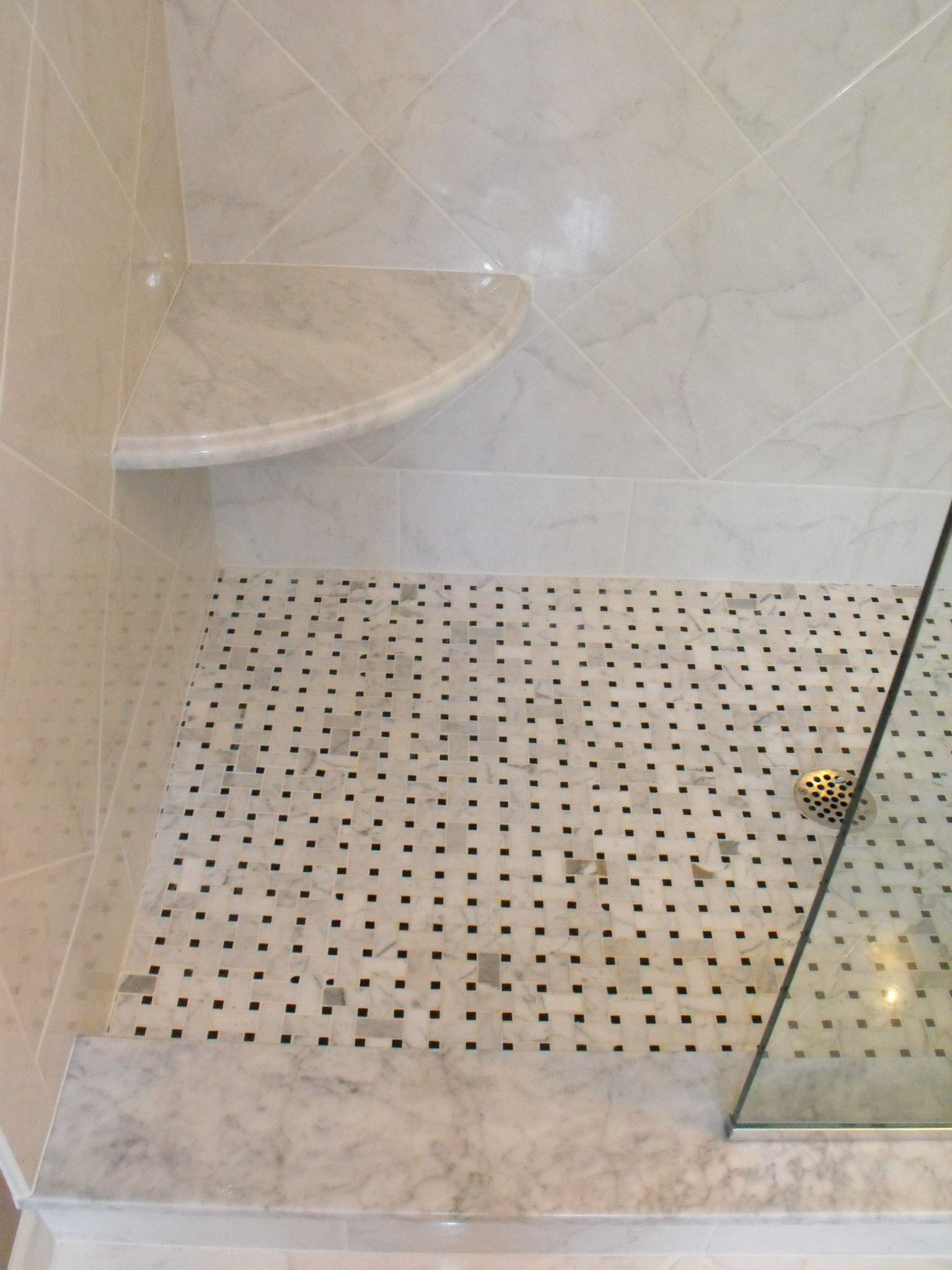 Carrarra And Nero Basketweave Marble Shower Floor Carrarra Marble