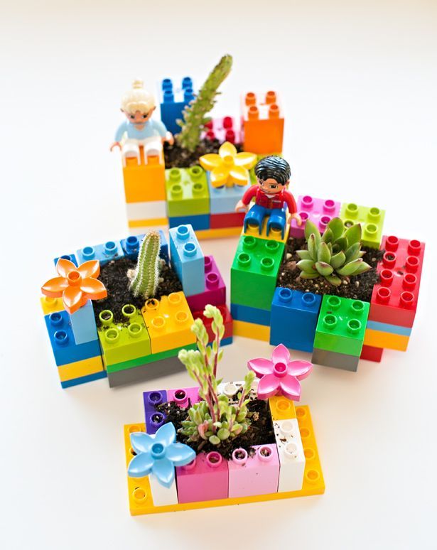 MINI DIY LEGO PLANTERS: FUN PLANTING PROJECT FOR KIDS | Projects for ...