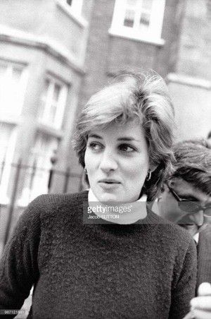 Diana Spencer, Princess Diana Images, Versace Coat, Diana Williams ...