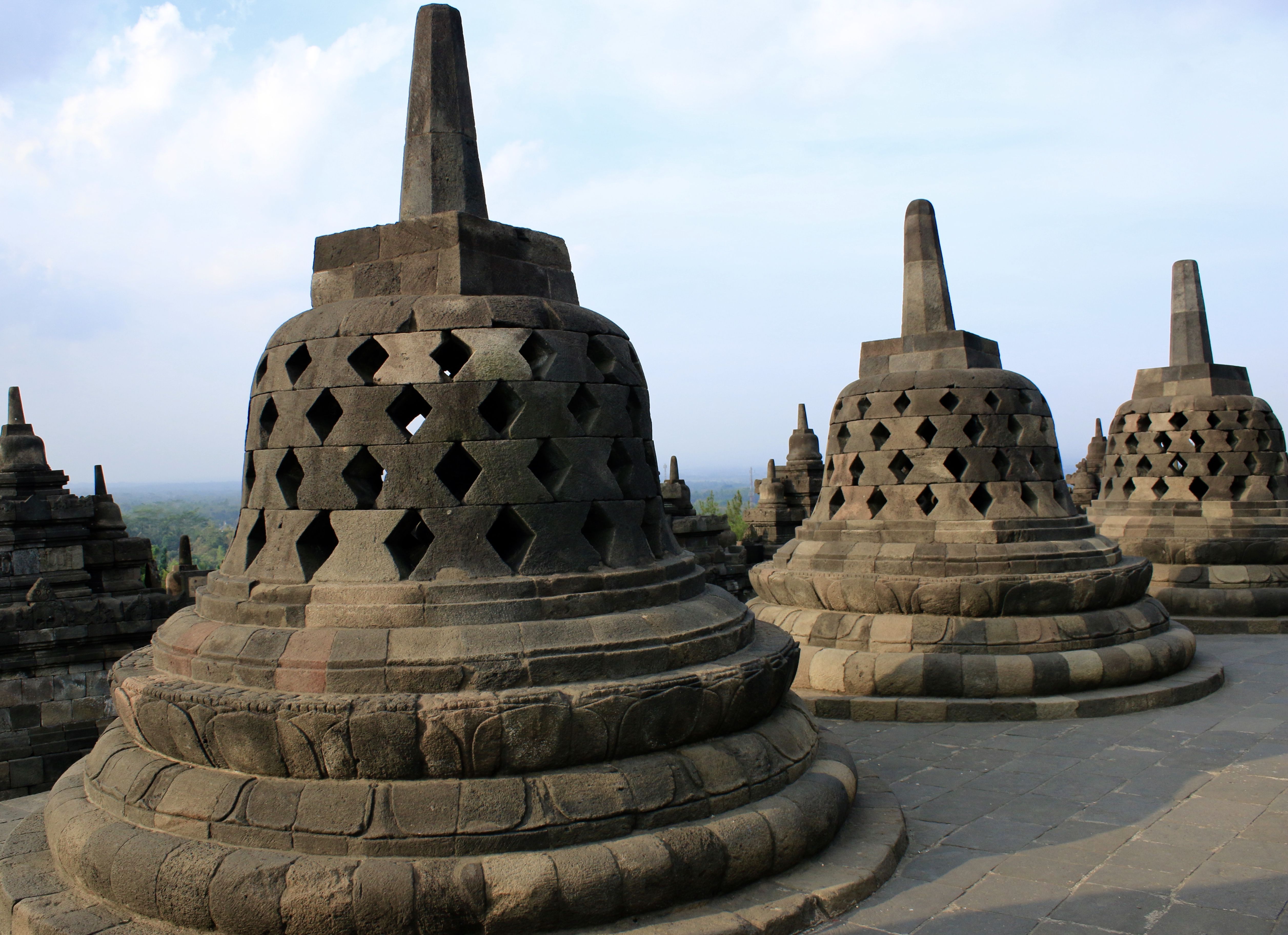 Borobudur Temple 📷 by me Borobudur Temple, Burj Khalifa, World History ...