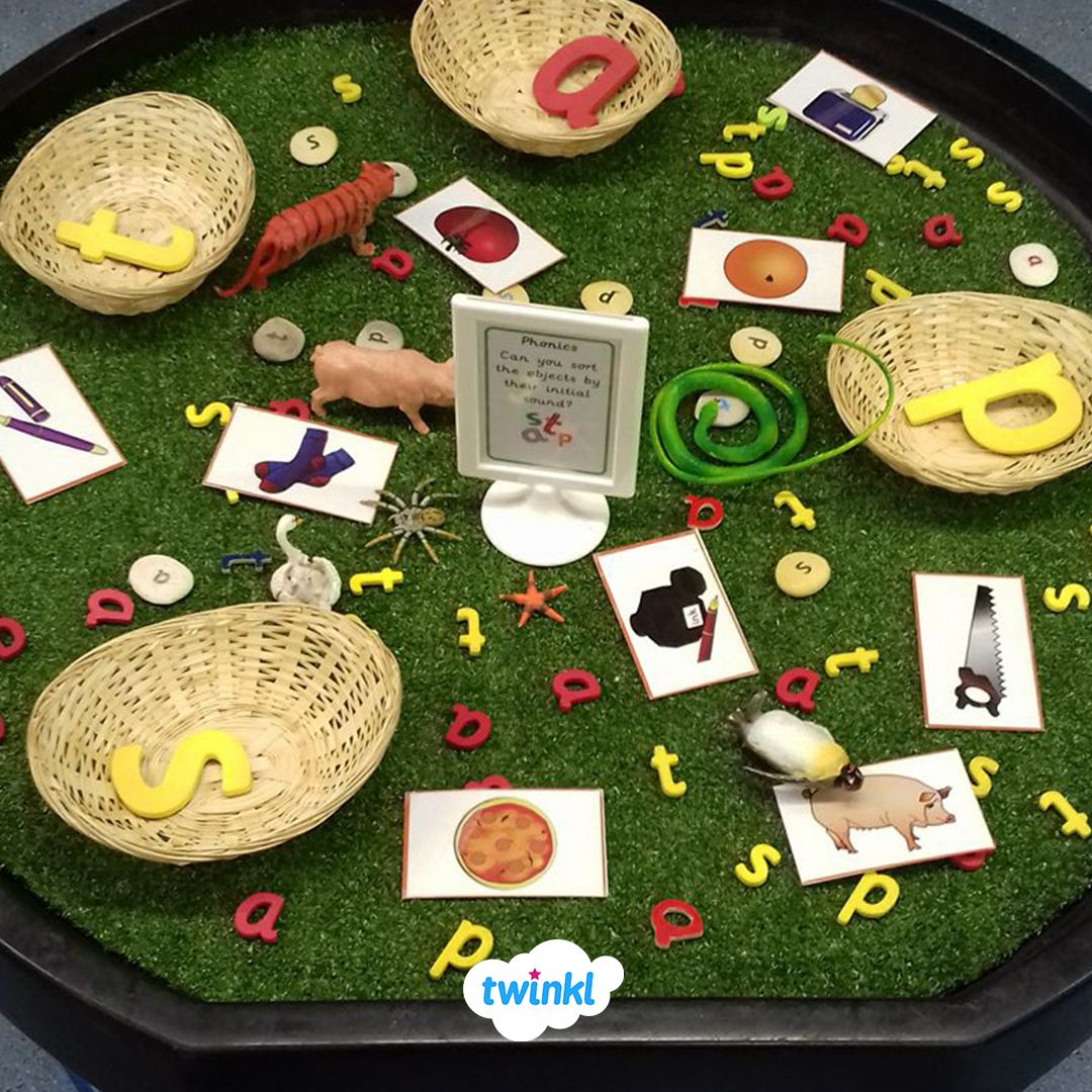 Phonics Tuff Tray Activity | Phonics games eyfs, Jolly phonics ...