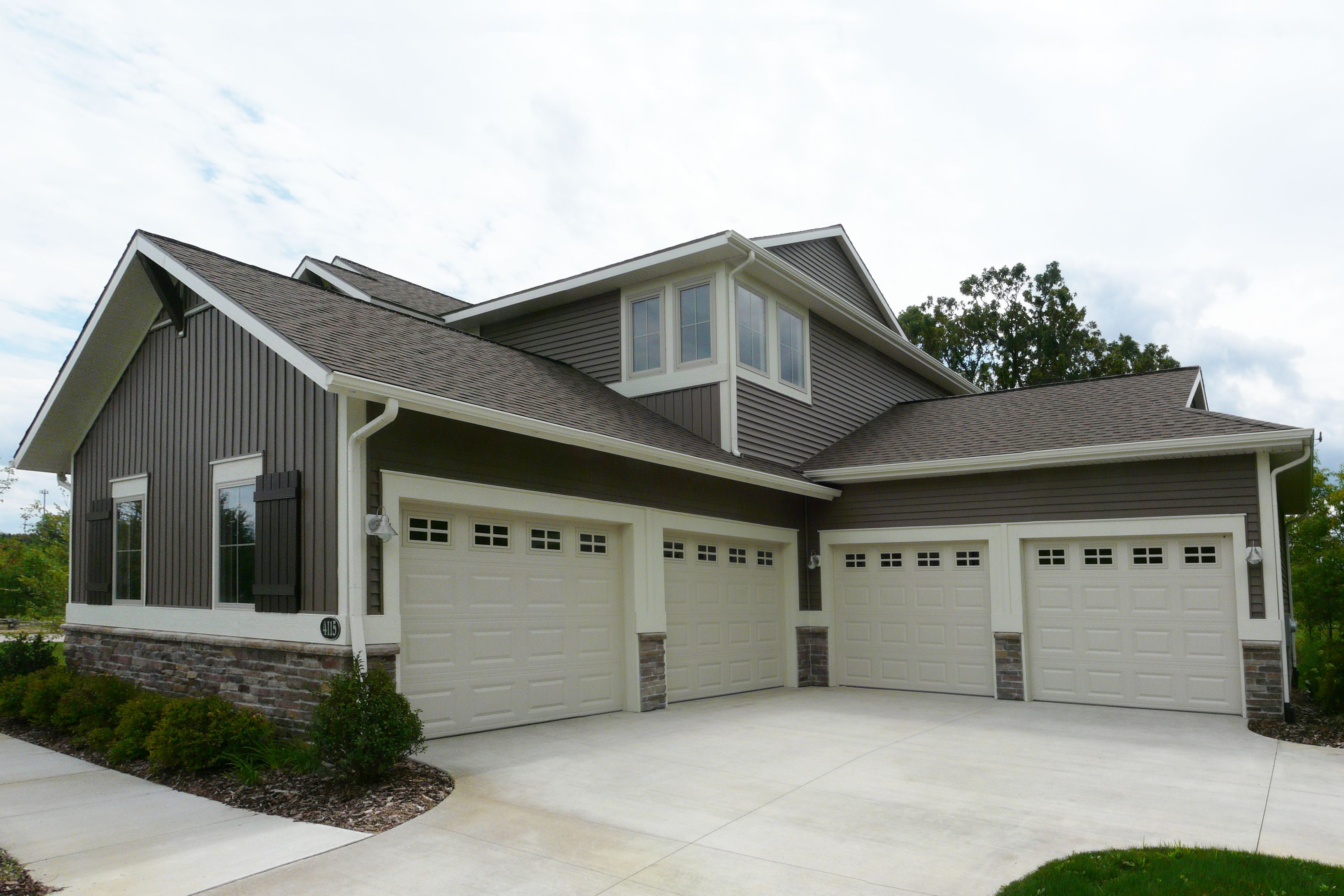 Four car garage by Eastbrook Homes Exterior house remodel, Garage house plans, Garage design