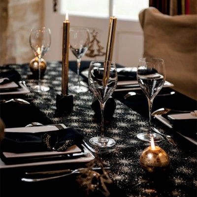 Chemin de table noir feux d'artifice or | Chemin de table noir, Deco ...