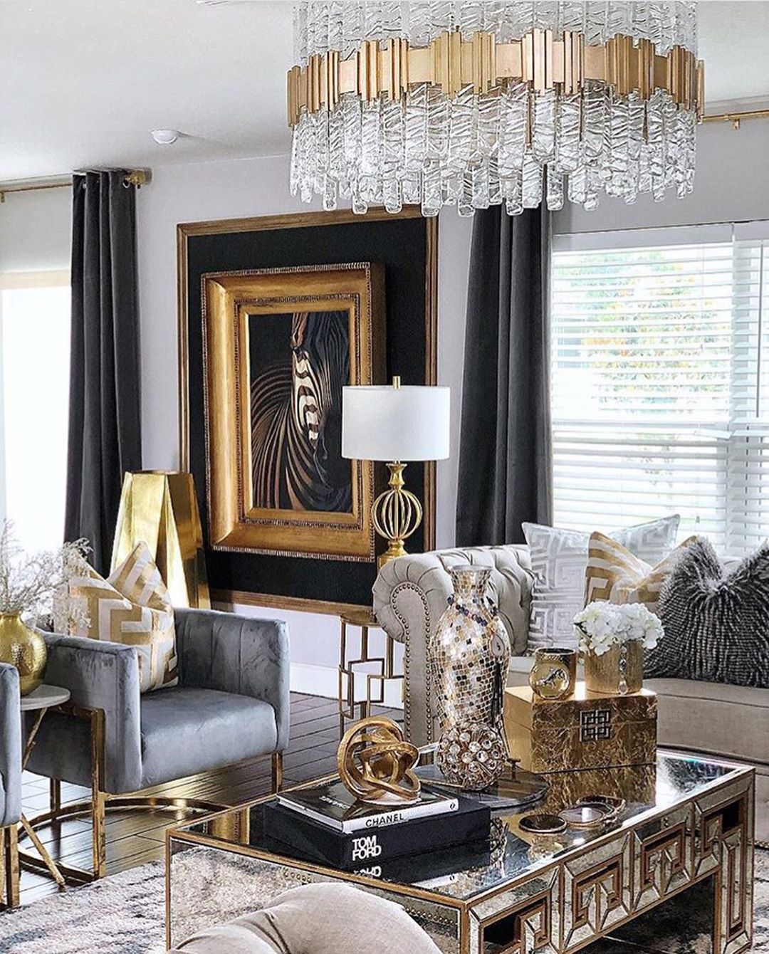 💞 . . . . Gold living room, Black and gold living room, Glam living room