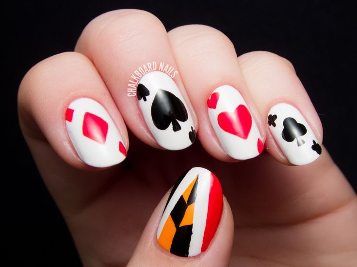 Off With Their Heads Queen Of Hearts Nail Art Heart Nail Art Heart Nails Halloween Nails