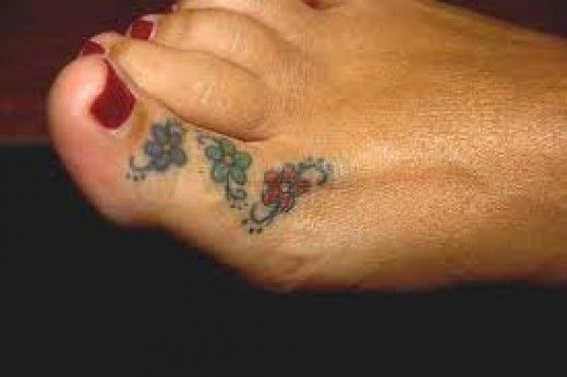 42 Coolest Foot Tattoos To Get Right Now