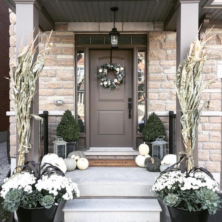 10+ Black And White Front Porch Ideas - DECOOMO