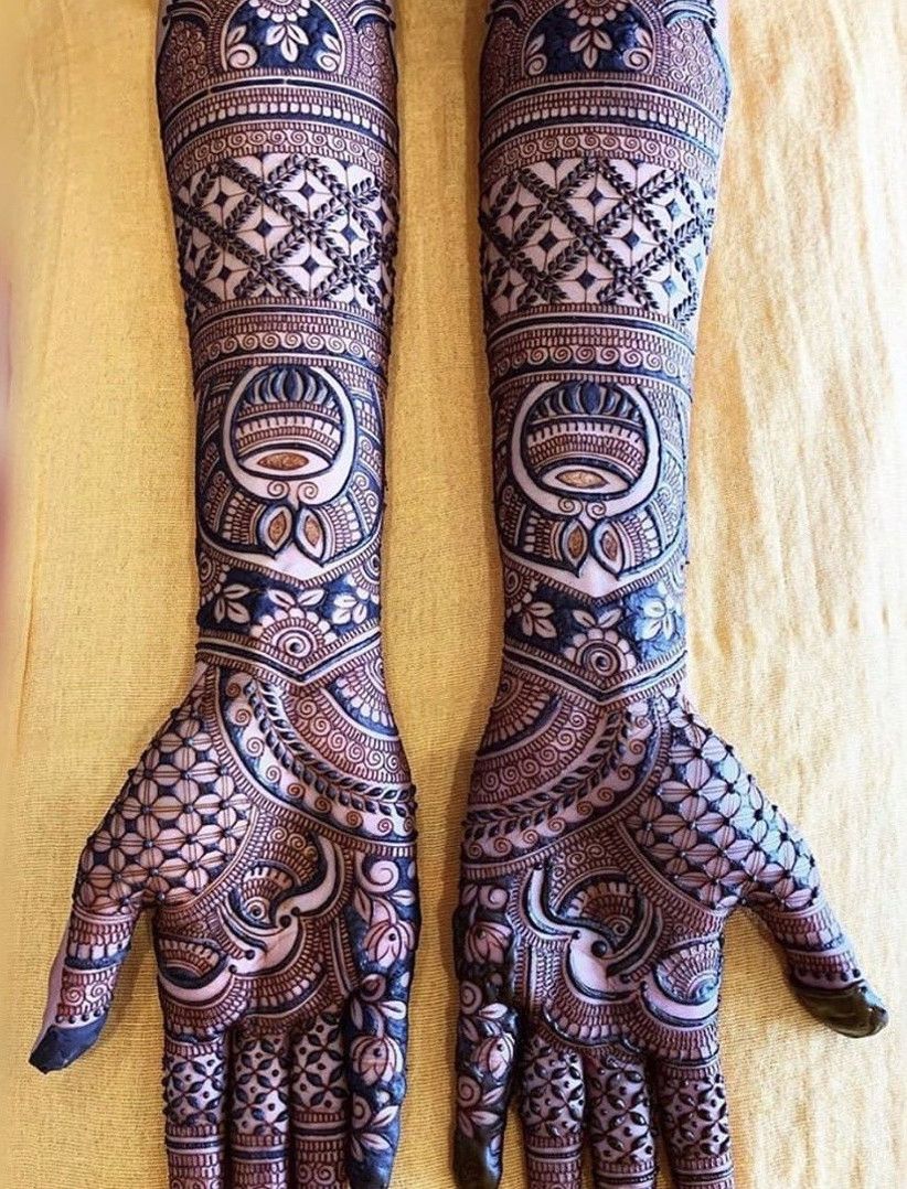 100+ Traditional and Modern Mehndi Designs For Brides and ...