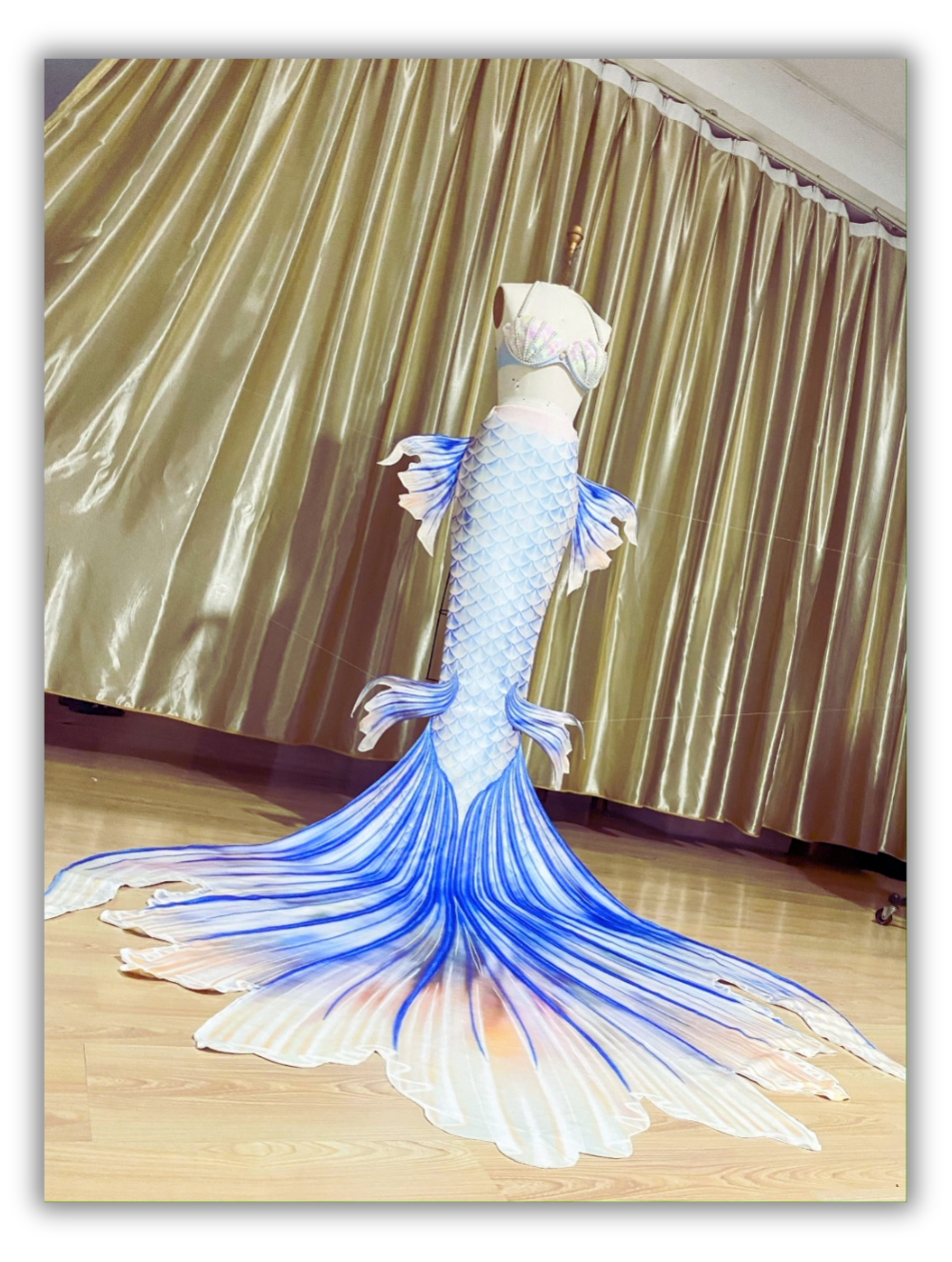 Mermaid Tail for costume/cosplay/swimming diving | Blue mermaid tail ...