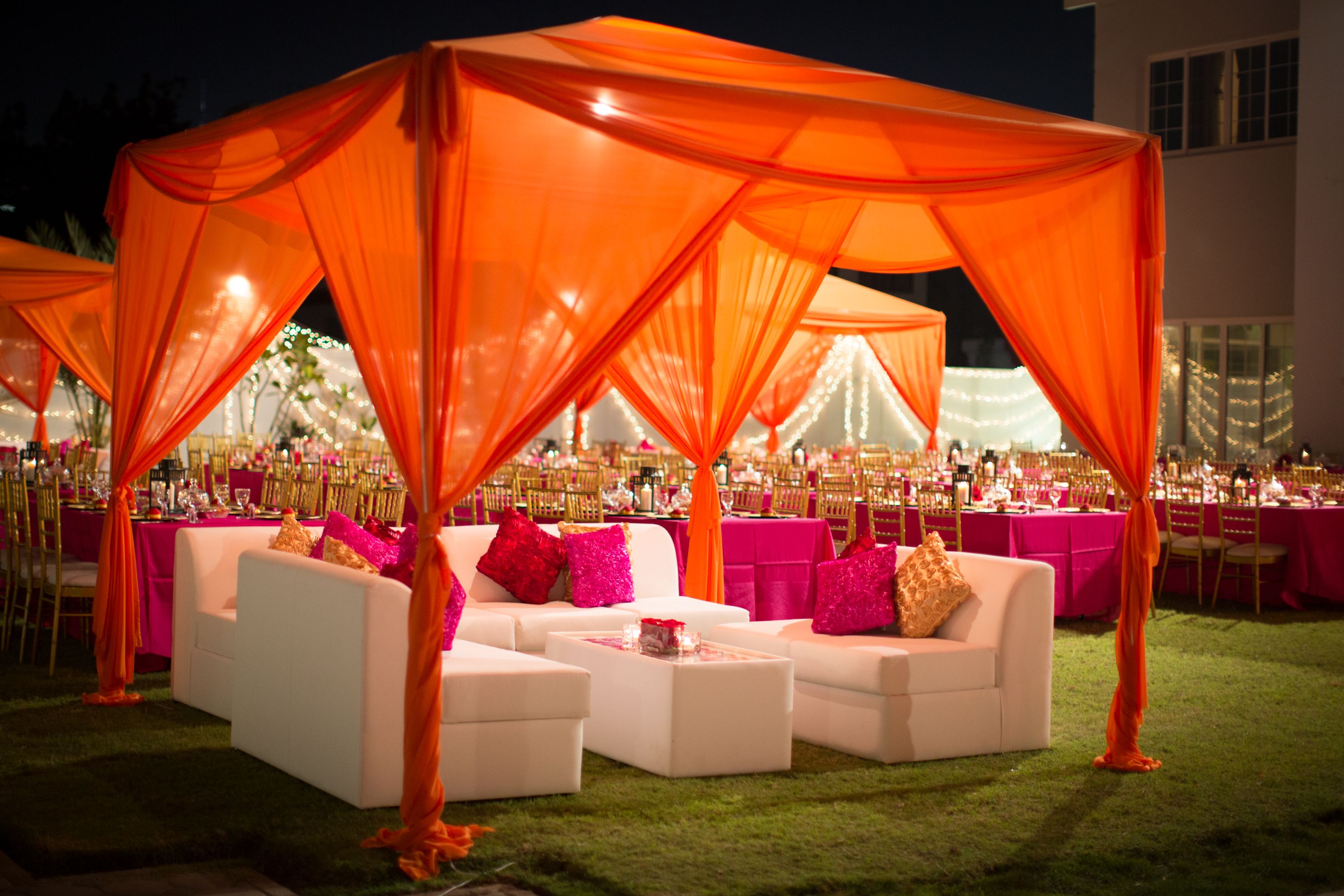 Arabian Wedding Lounge Tent Seating Wedding And Events Wedding