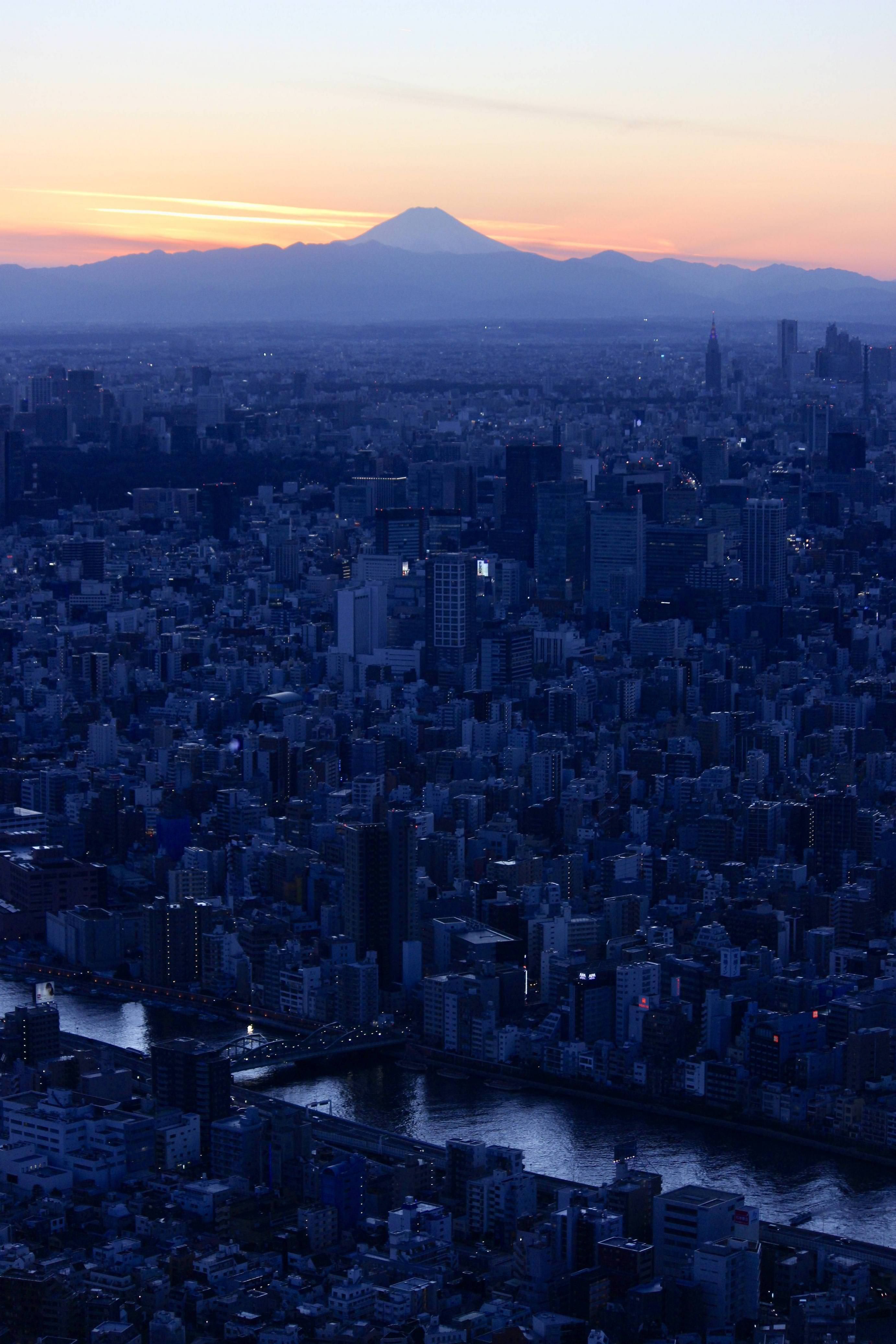 [OC] Sunset over Tokyo Viral Videos, Beautiful Images, Imgur, Airplane ...