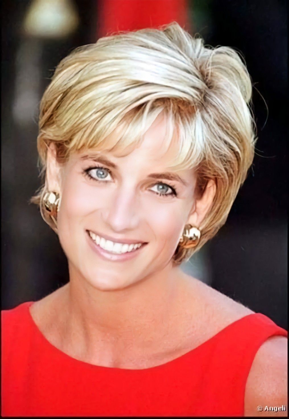 An absolutely beautiful & stunning Princess Diana ️ | Princess diana ...