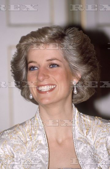 November 7 1988 Charles & Diana attend a Banquet at the Palais De L ...