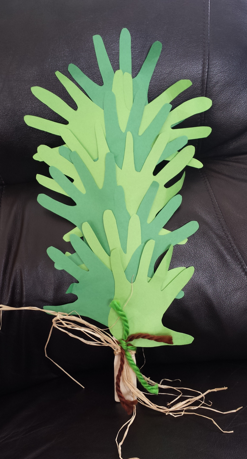 Palm Craft with lesson ideas for the Triumphal Entry (Palm Sunday) Palm ...