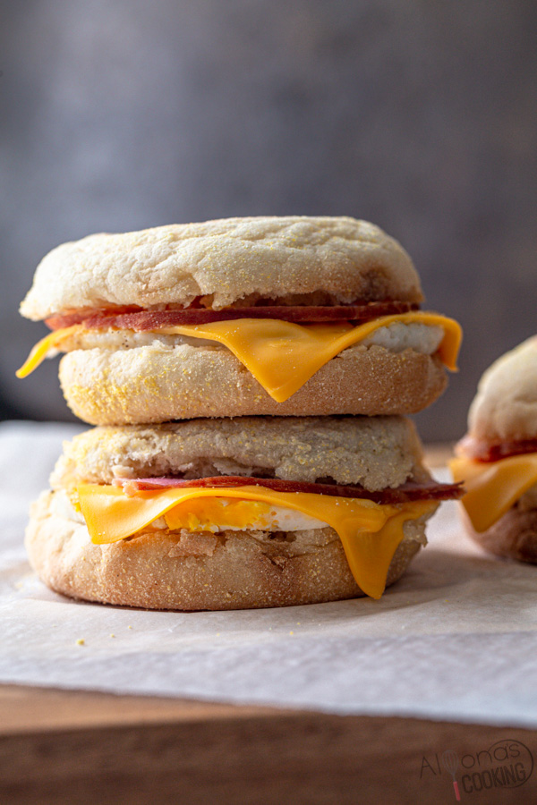 Freezer Breakfast Sandwiches (McDonald's Egg McMuffin Copycat