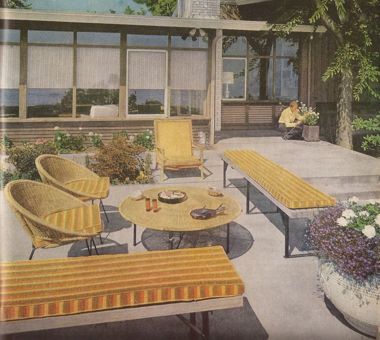 Mid Century Modern Patio Design