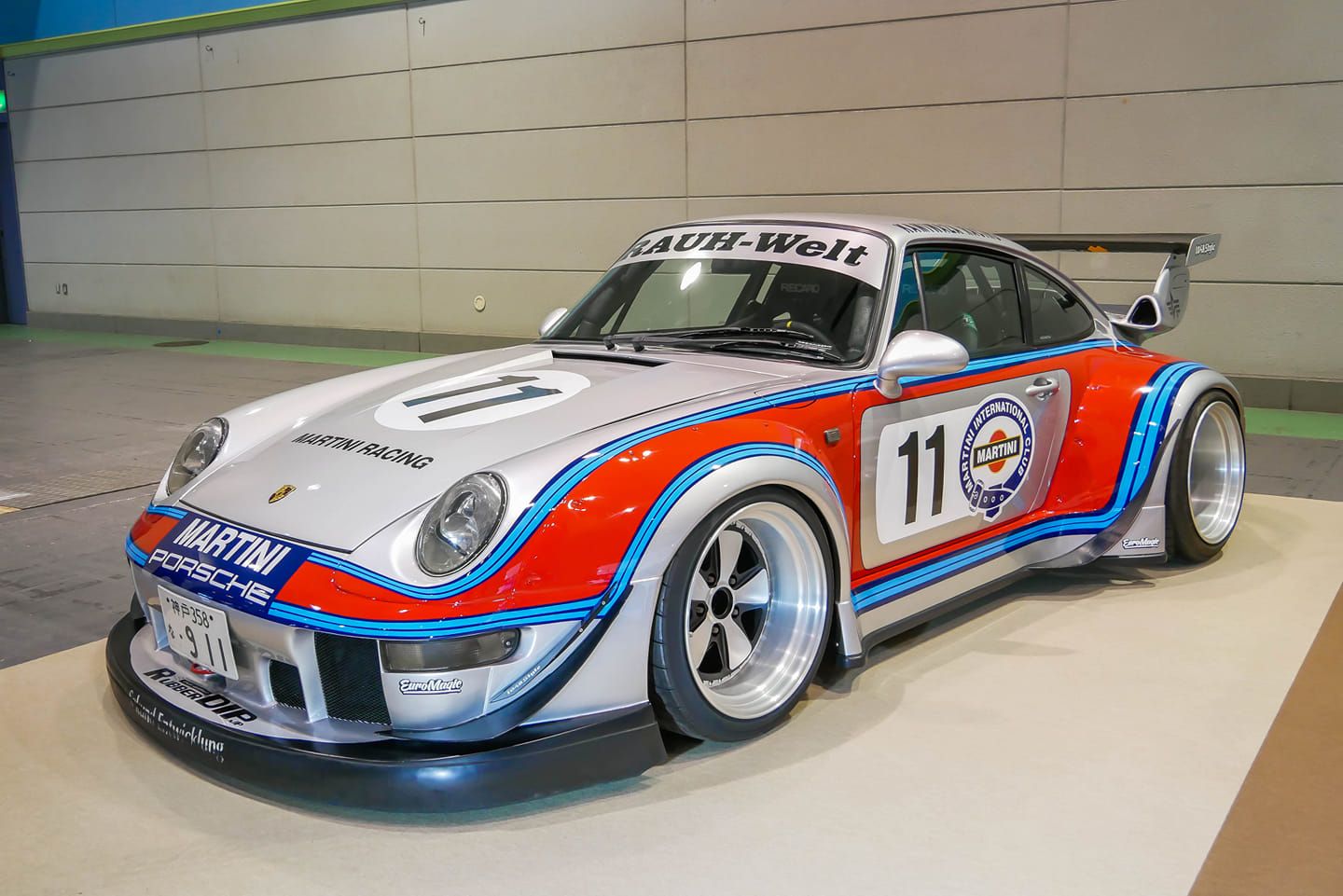 993 RWB in Martini livery | Porsche motorsport, Porsche, Porsche 993