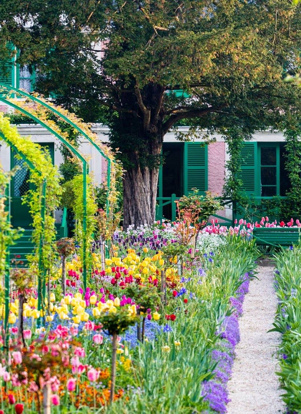 Giverny Gardens