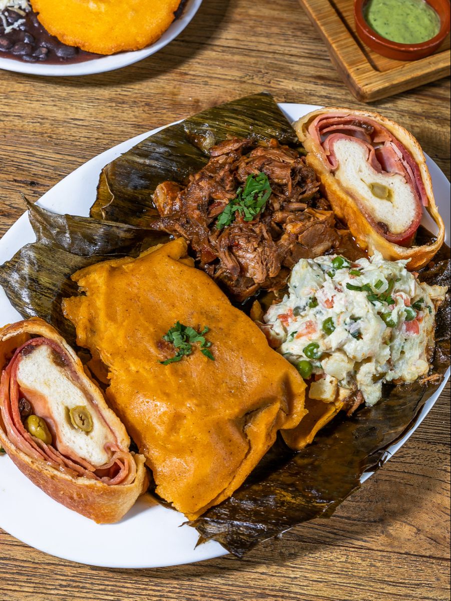 Plato Navideño | Comidas navideñas, Comida navideña venezolana, Comida