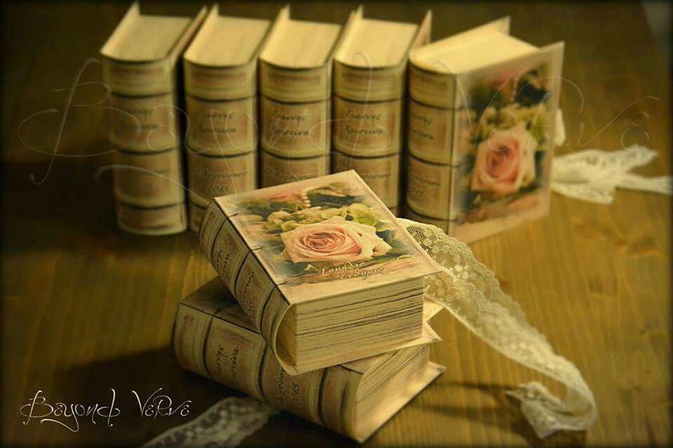 Old / antique books favor boxes - Vintage wedding stationery - Beyond ...