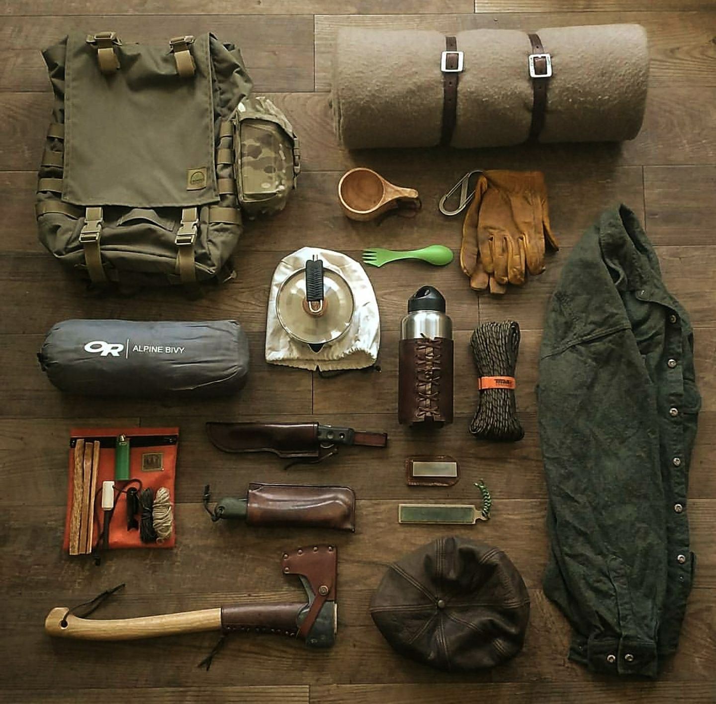 Buschraft Survival Kit Loadout /// scablands | Kit di sopravvivenza ...