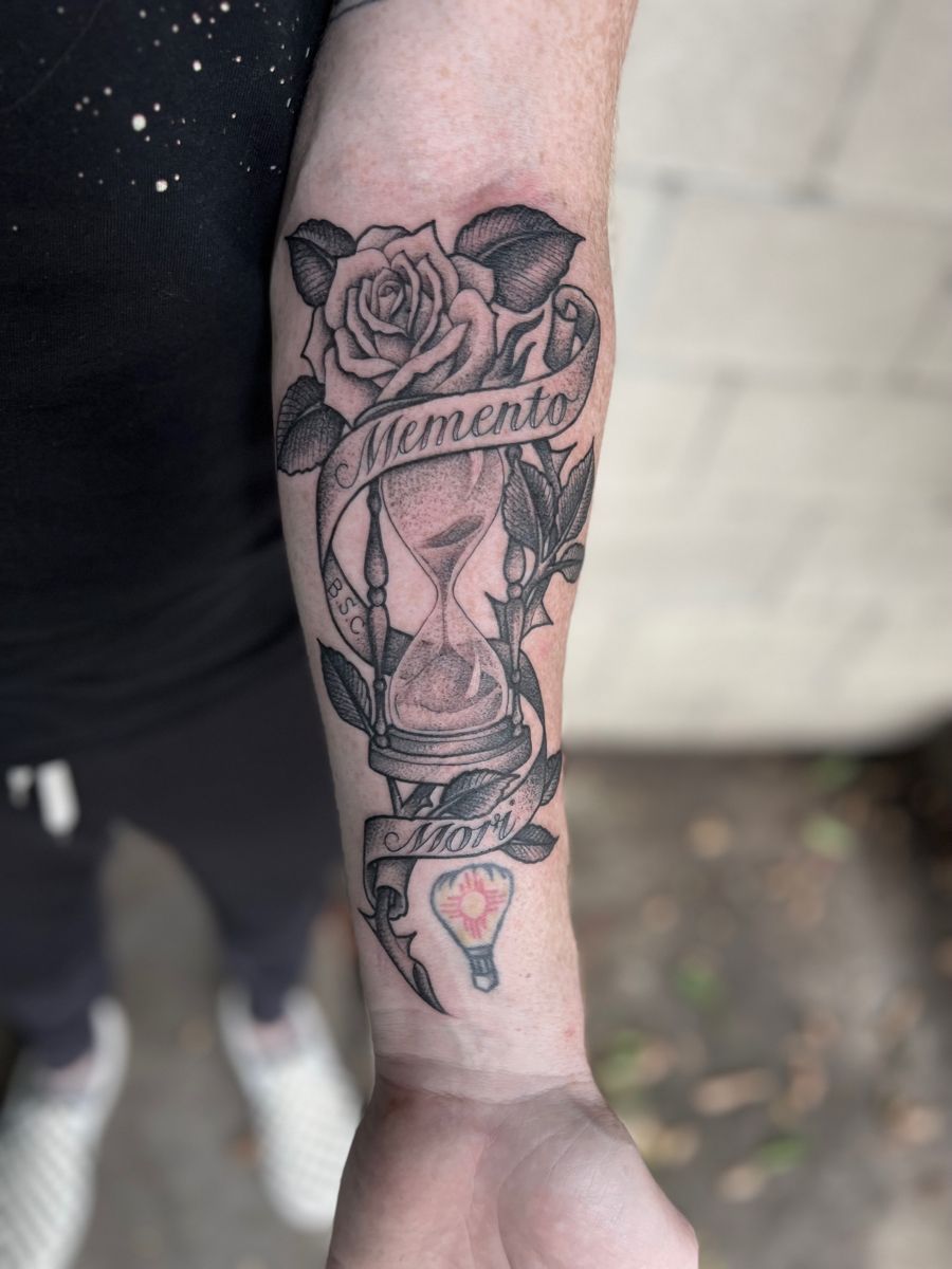 Memento Mori tattoo in 2022 | Hourglass tattoo, Tattoos, Memento mori ...