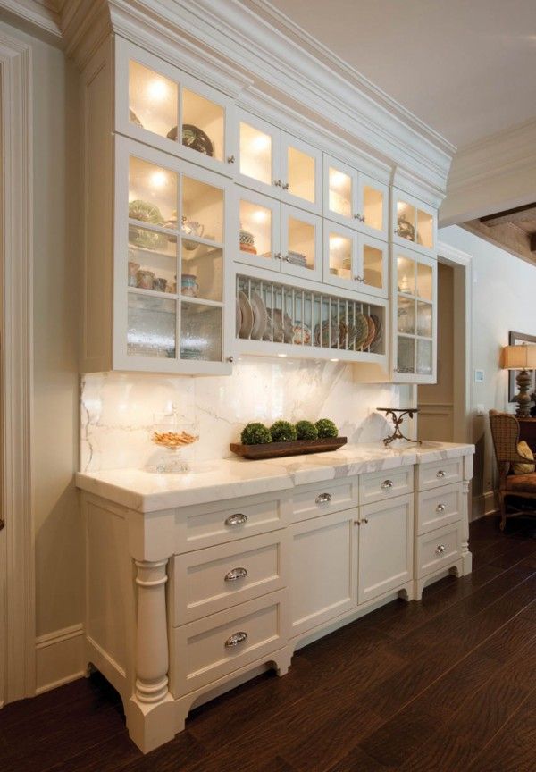 Breathtaking Wall Dining Room with Polished Finish Stainless