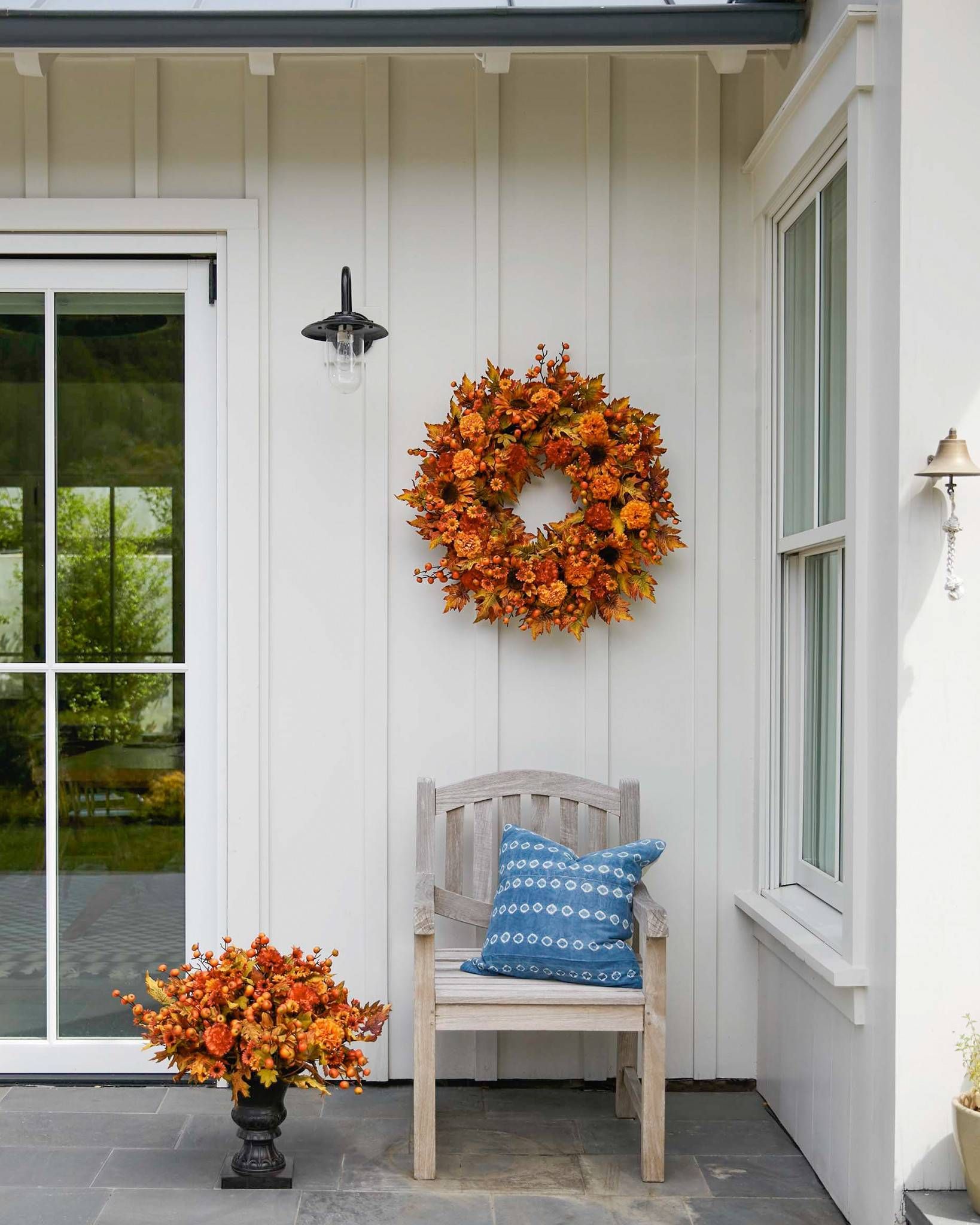 How To Create Fabulous Fall Porch Displays Fall Outdoor Decor, Fall ...