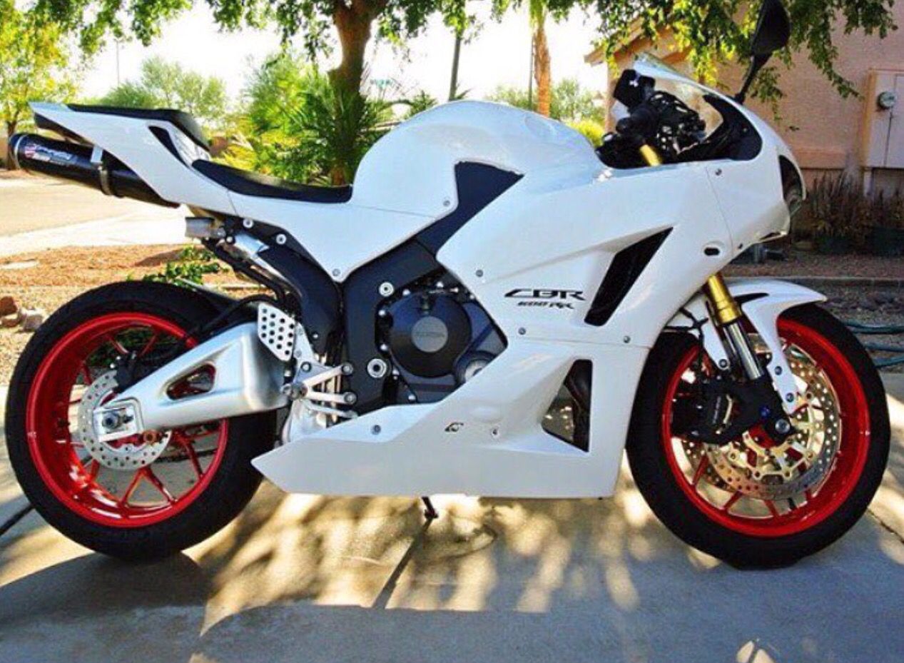 Honda Cbr 600 RR See Custom Sport Bikes Like This At Sickshootercom