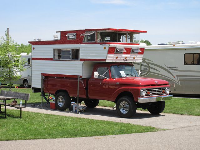 Camping my style ... less the RV park. Mini Camper, Truck Camper ...