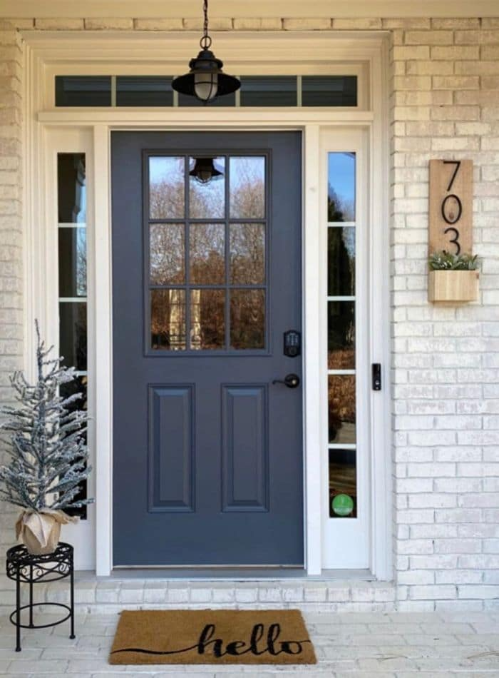 House Doors Colors, Exterior Door Colors, Gray House Exterior, Casa ...