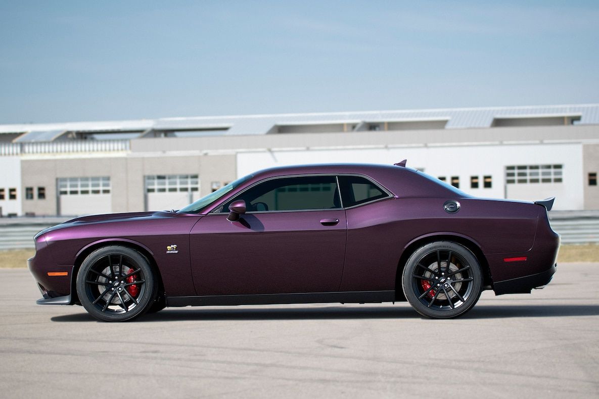 2019 Dodge Challenger R/T Scat Pack 1320 First Look - Motor Trend Dodge ...