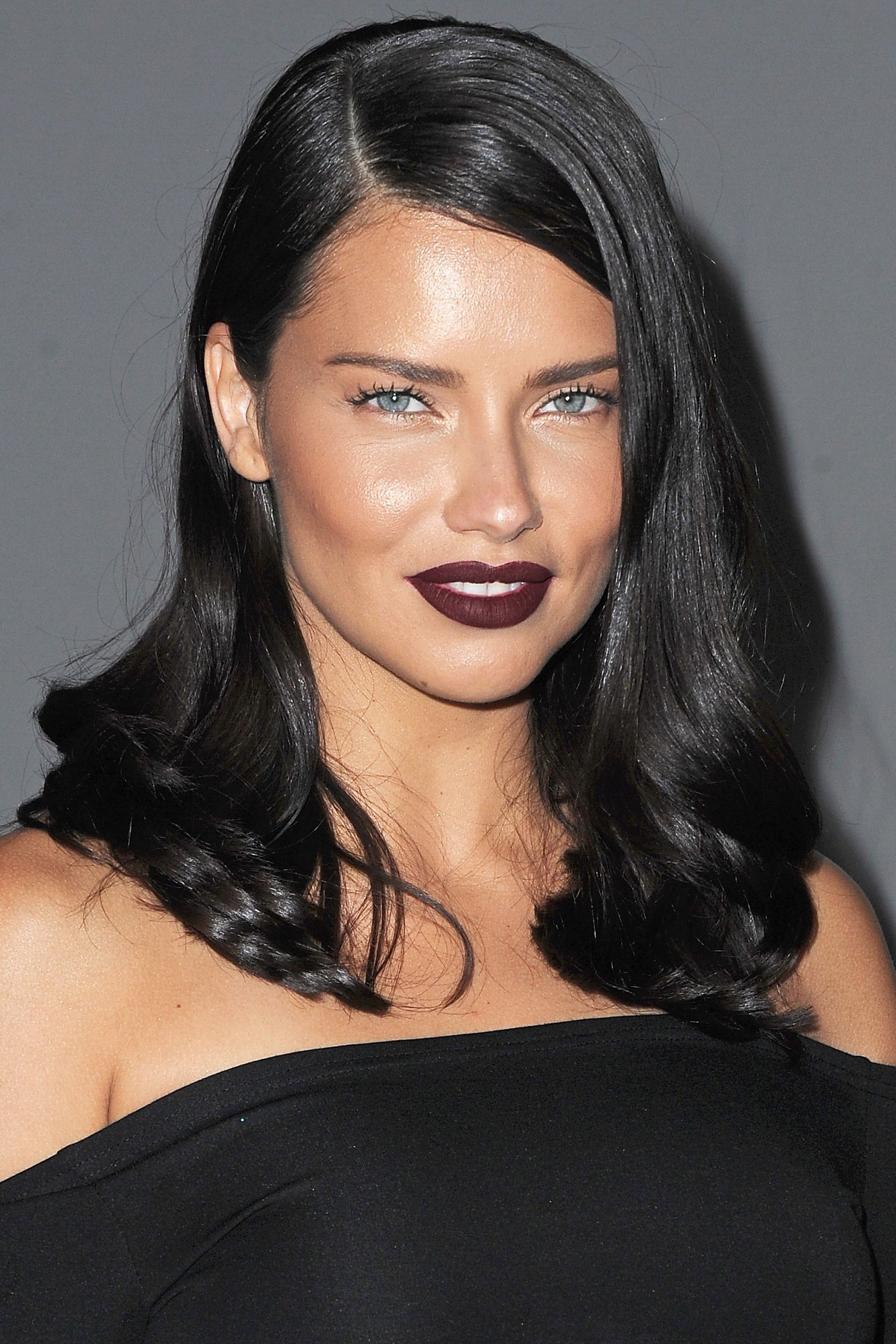 24 Stunning Dark Brown Hair Color Ideas Brown hair shades, Dark brown