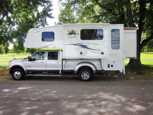 Eagle Cap Luxury Truck Camper Model | Slide in truck campers, Truck ...