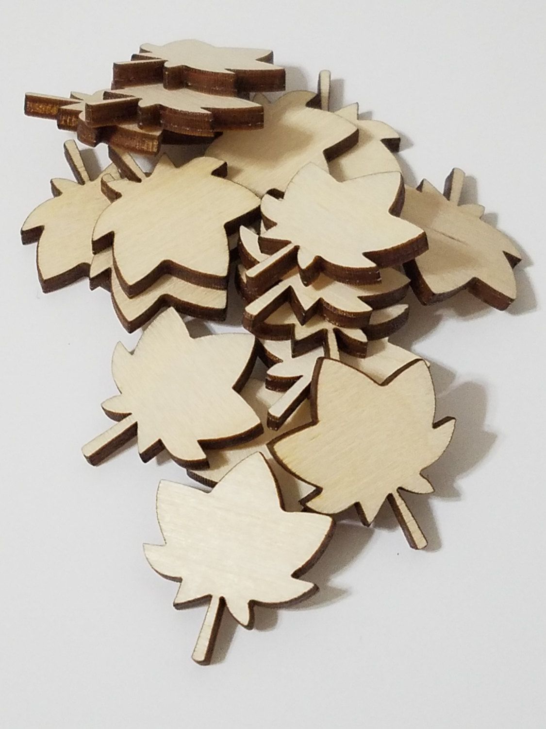 Painting Crafts, Painting On Wood, Maple Leafs, Wooden Diy, Leaf Shapes ...