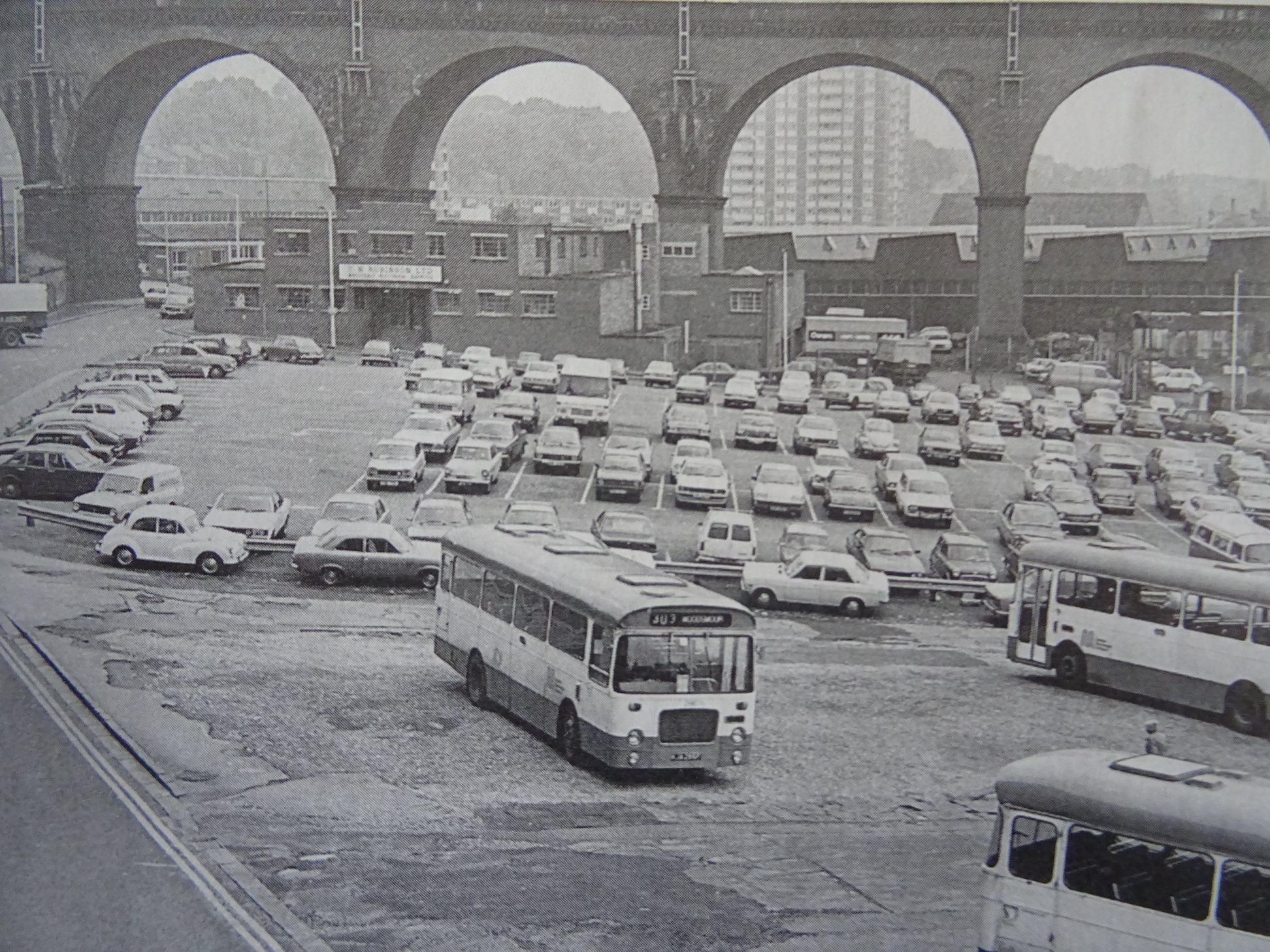 Pin by Angela Coppock on Stockport viaduct / bus station | Old photos ...