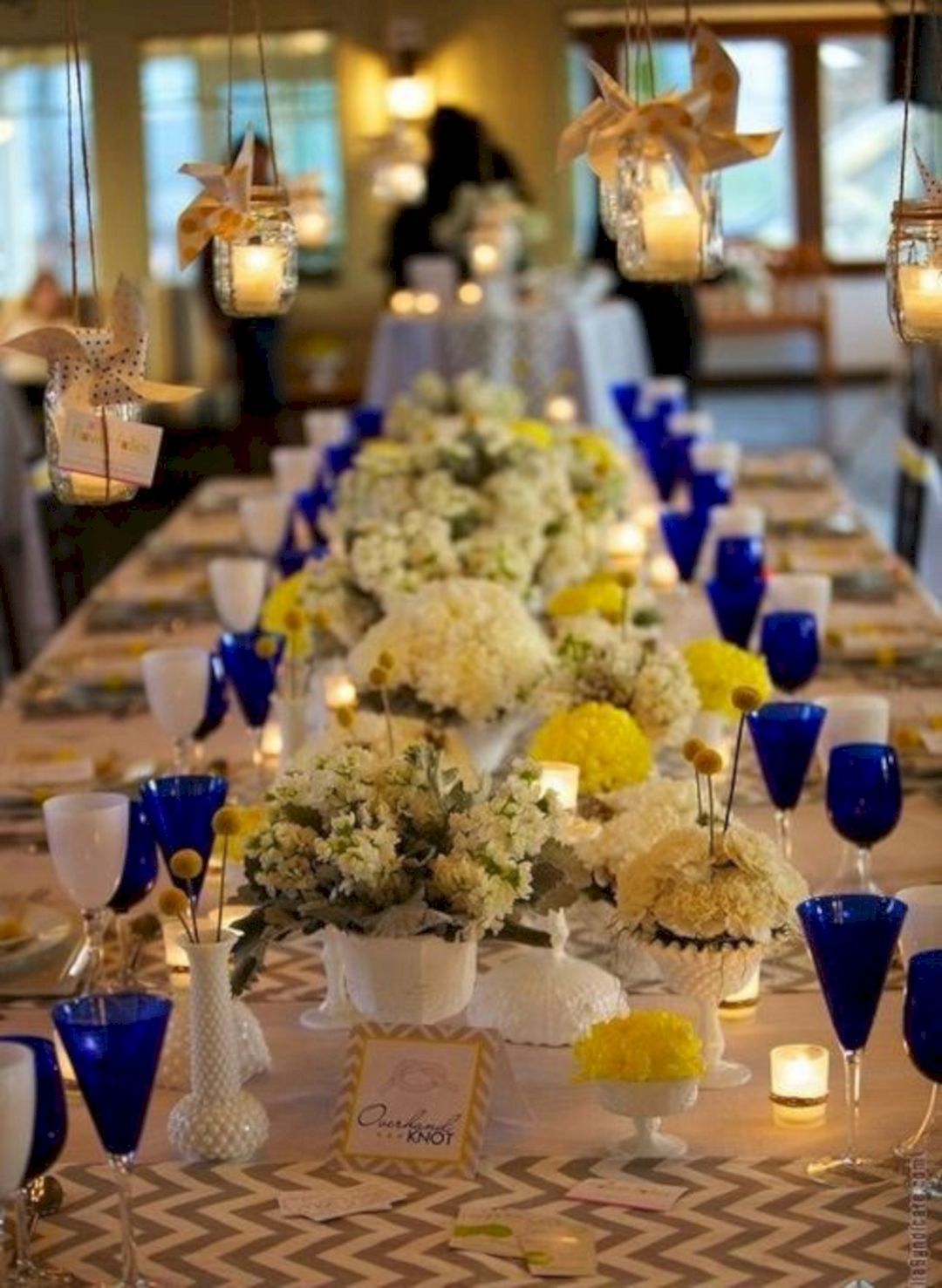 Best 25+ Pretty Blue And Yellow Flowers For Table Wedding Decoration