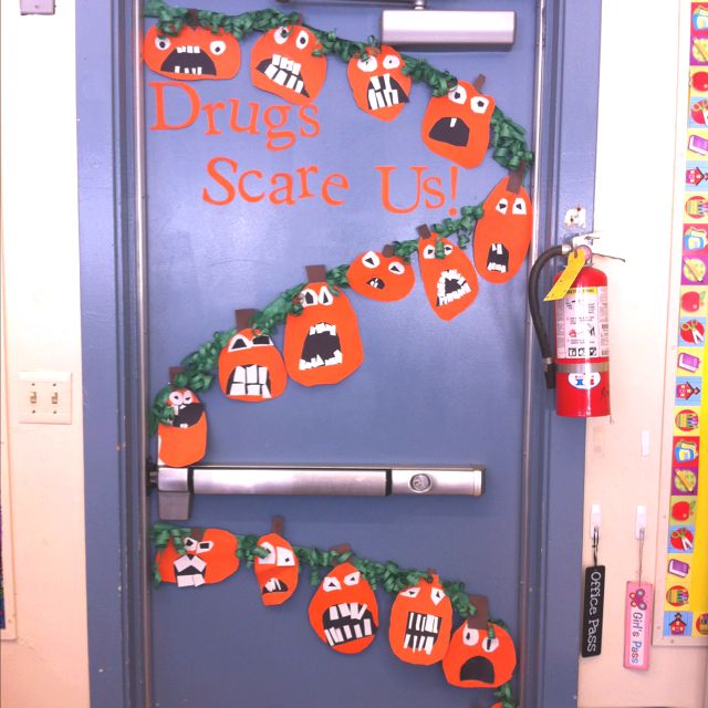 Red Ribbon Week Door Decorating Inspiration | Red ribbon week, Door ...