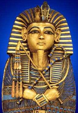 There were many crooks and flails in the Tomb of Tutankhamun, including ...