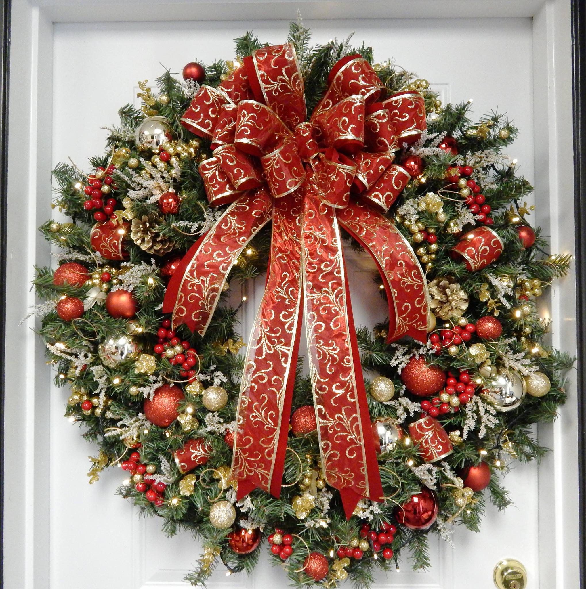 Large Outdoor Christmas Wreath Canada at Lachlan Richardson blog