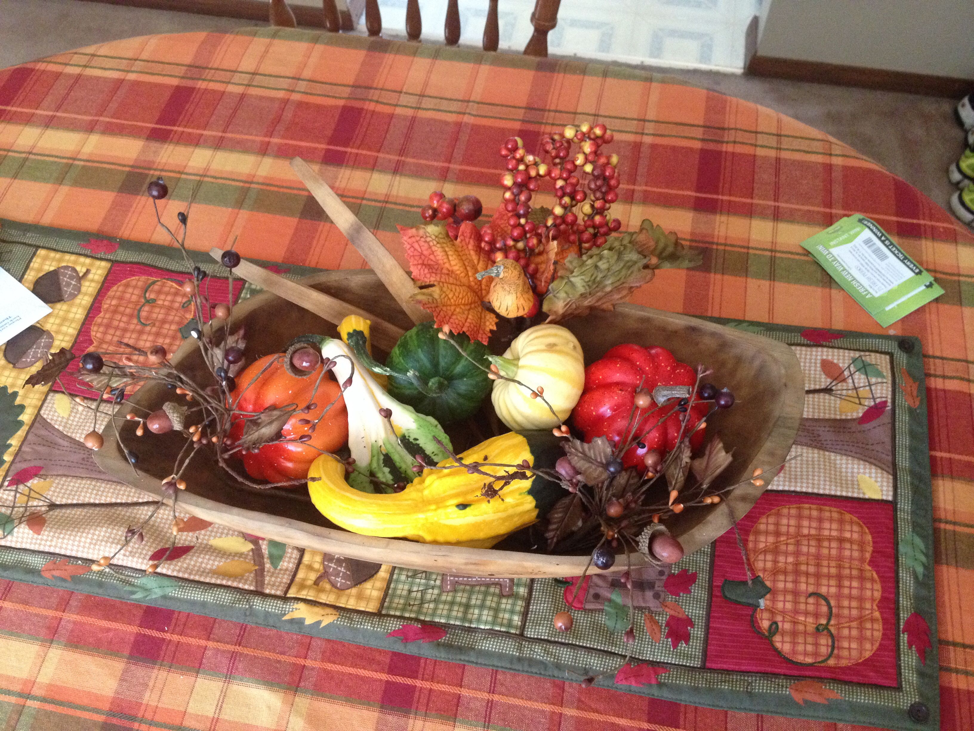 I love fall. Fall centerpiece with gords and pumpkins | Fall ...