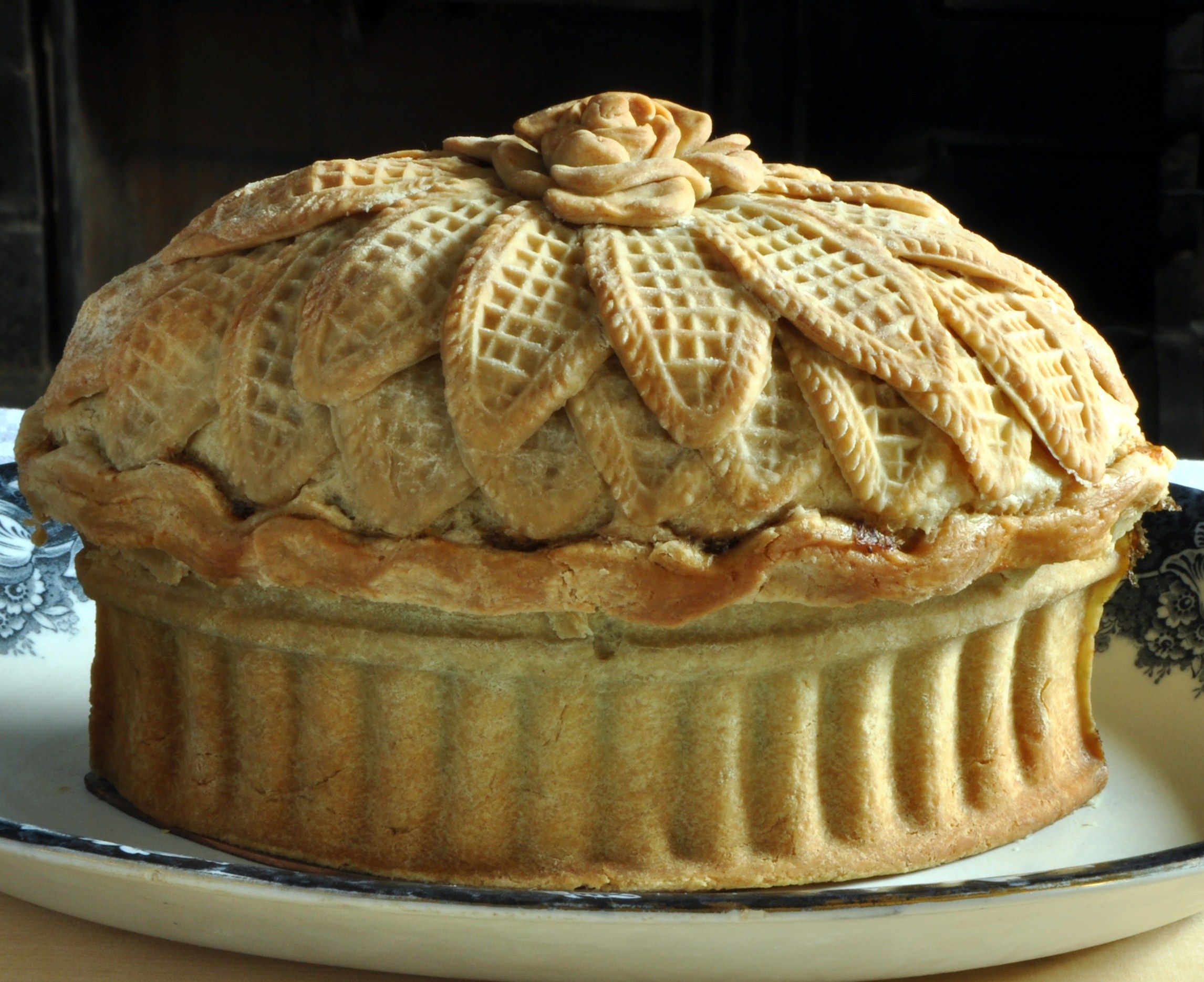 Historic Decorative Pie Crust