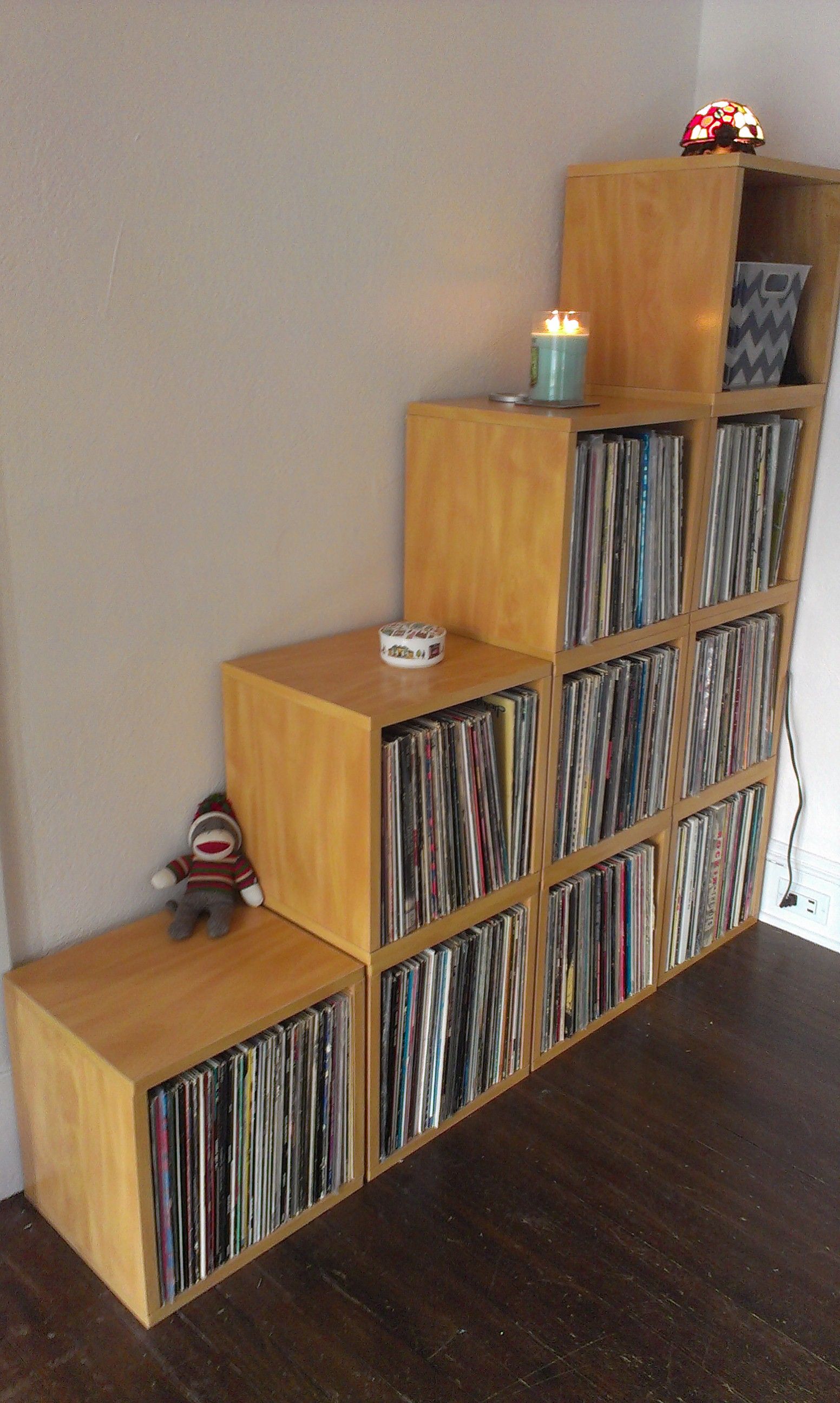 Blox Cube Natural Record storage, Vinyl record storage, Stackable shelves