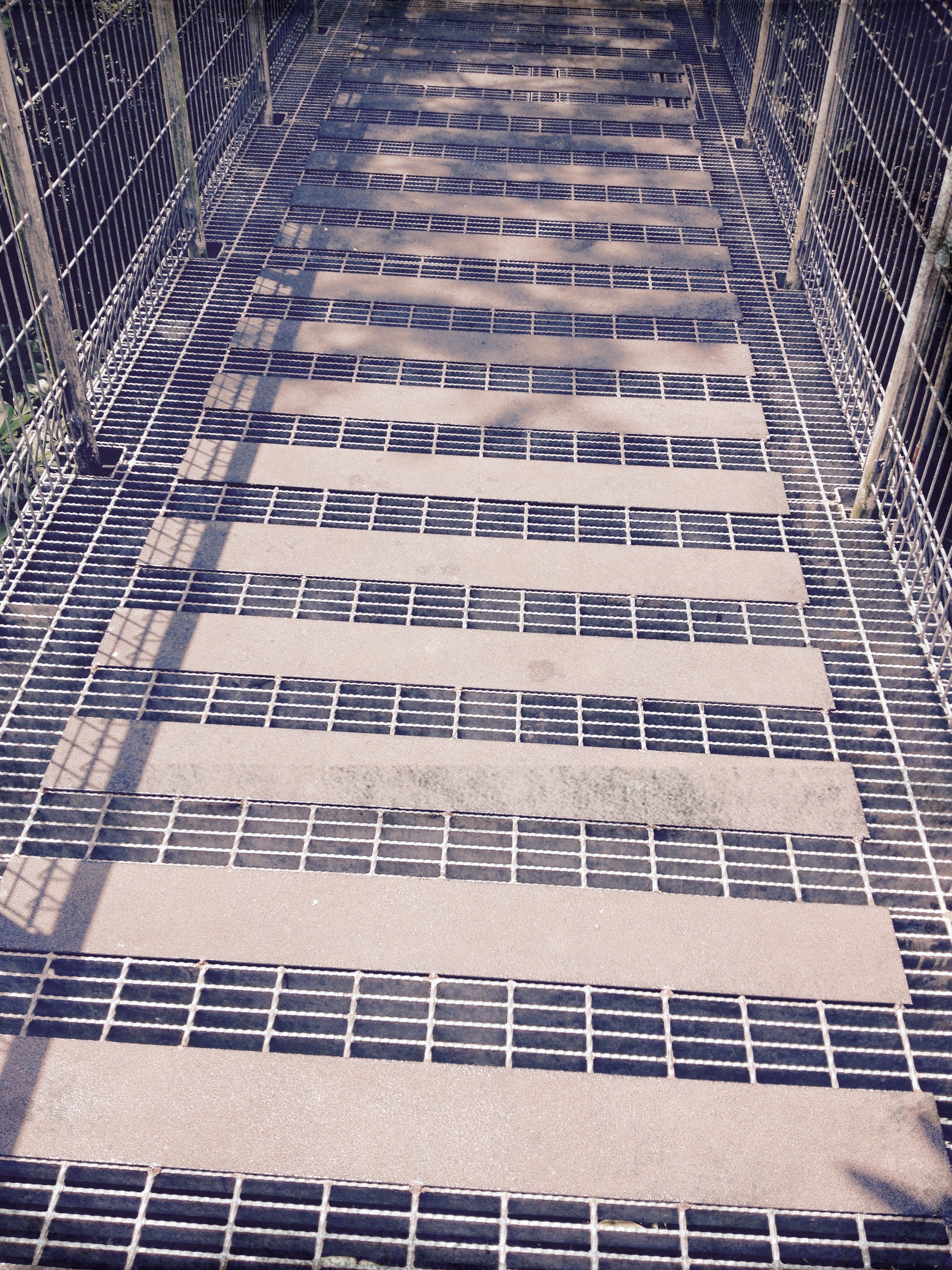 Elevated galv. steel grating walkway Space Architecture, School ...